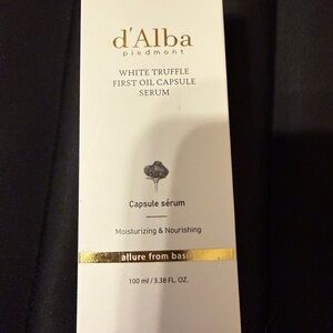 NIB d'Alba White Truffle First Oil Capsule Serum 3.38fl oz.